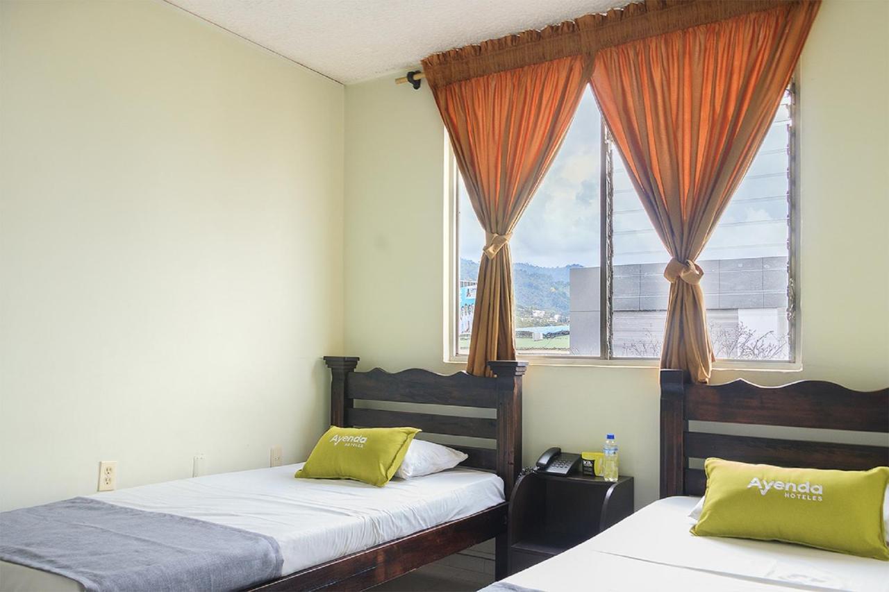 Ayenda 1506 La Puerta Del Sol Hotell Bucaramanga Eksteriør bilde